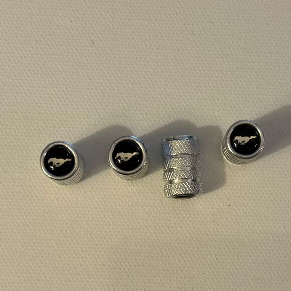 Mustang Valve Stem Caps in Silver Set of 4 NWT - Picture 1 of 4
